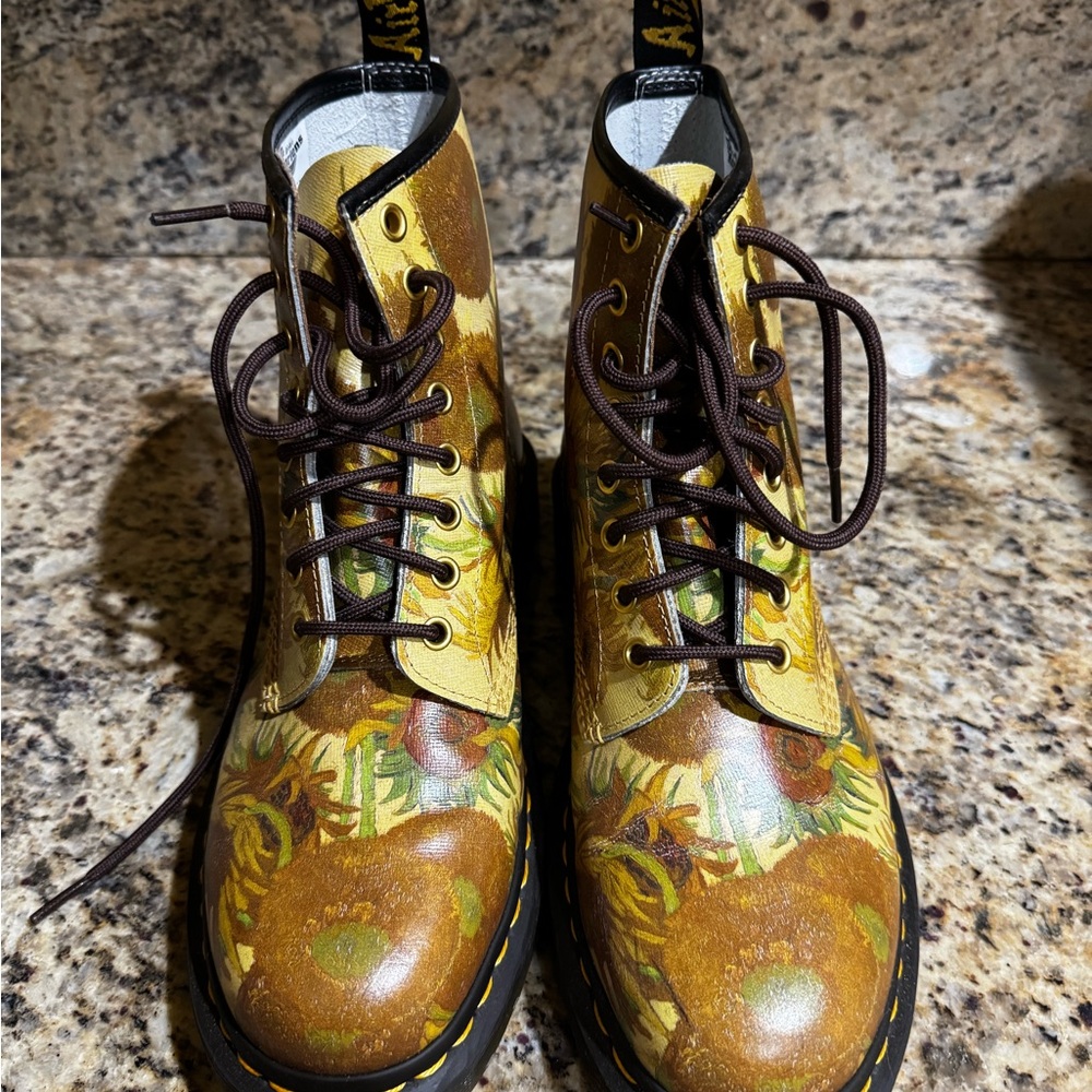 Dr. Martens NATIONAL GALLERY VAN GOGH BOOTS